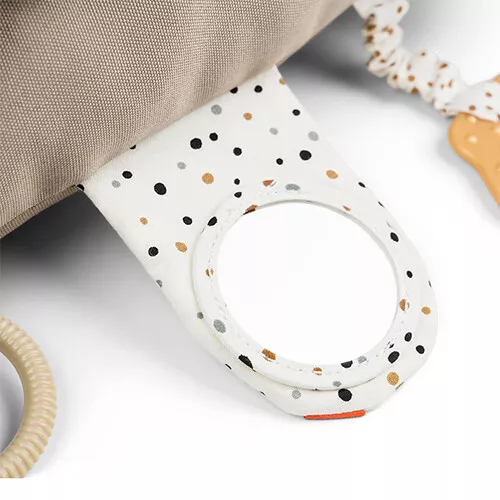 Done By Deer Activiteitenknuffel Croco - Sand - Afbeelding 7